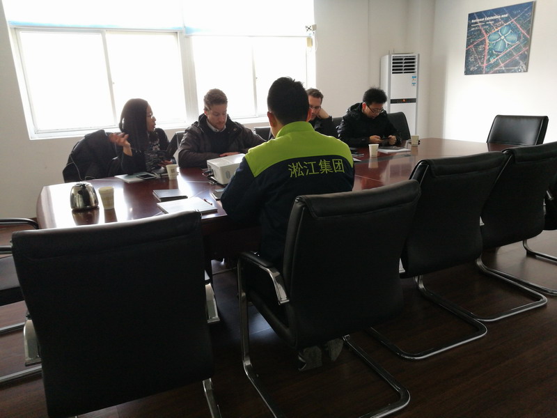 德國友人參觀上海淞江減震器集團(tuán) 德國友人參觀上海淞江減震器集團(tuán)