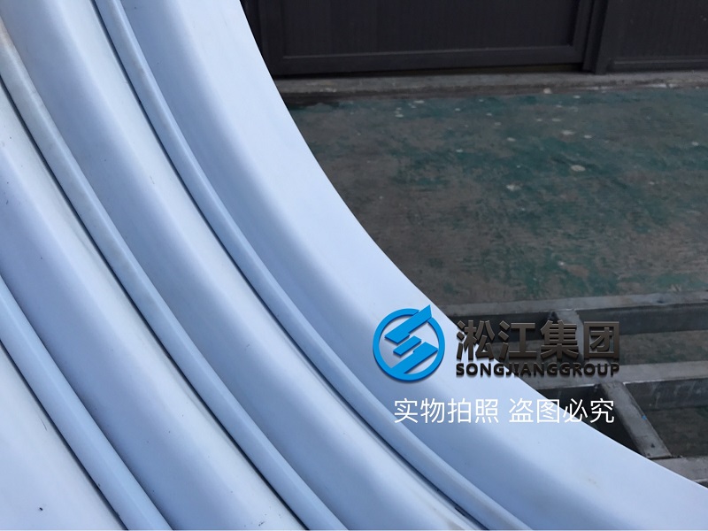 新凈化一級動力波膨脹節(jié)發(fā)往來賓 新凈化一級動力波膨脹節(jié)發(fā)往來賓